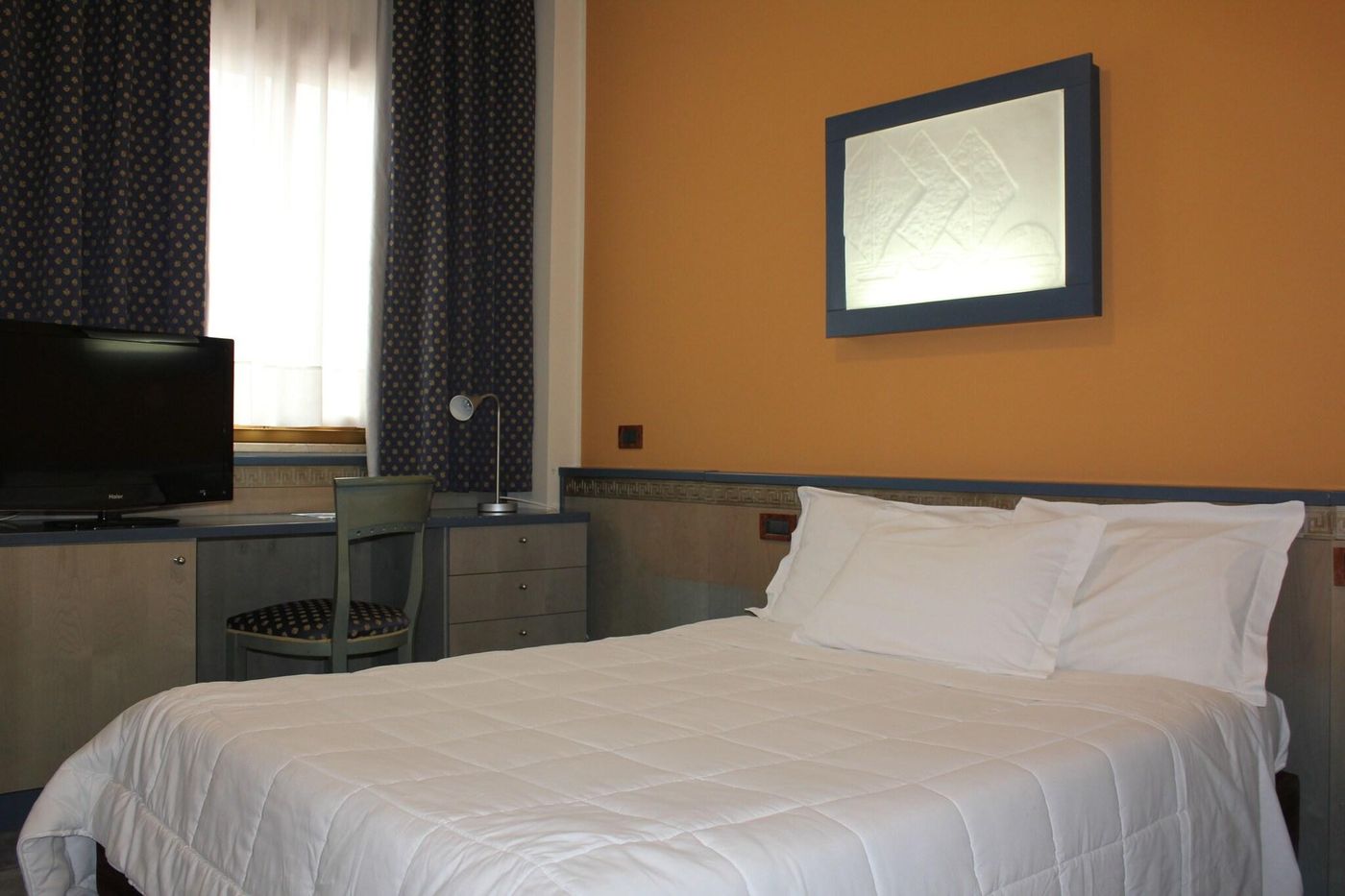 Ibis-Styles-Palermo-Room-16