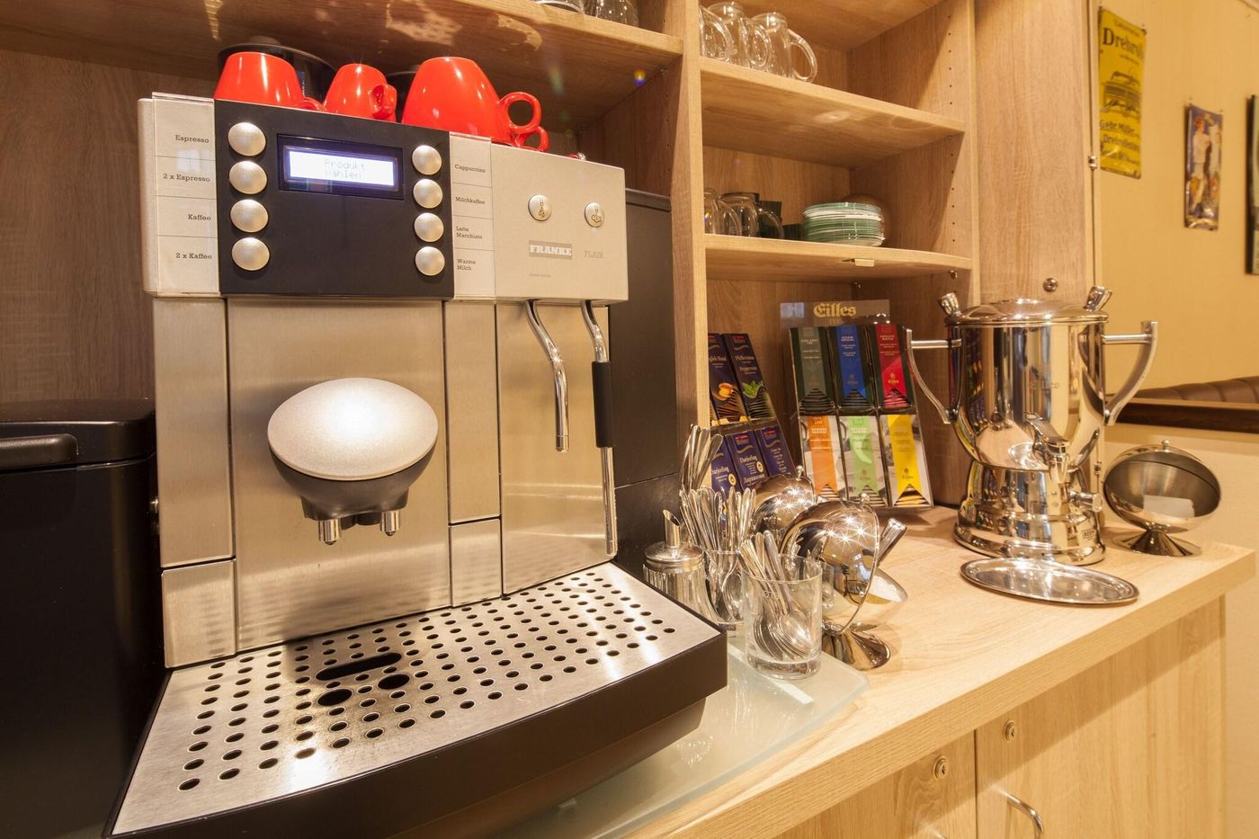 Hotel-Pension-Kastanienhof-Bar-11