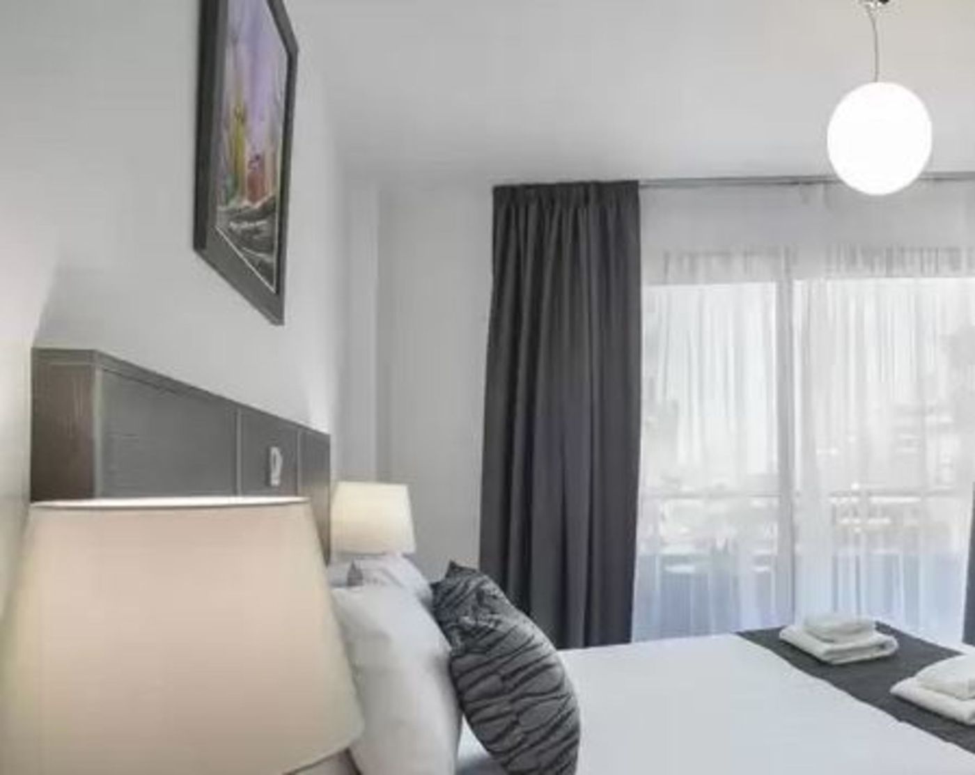 Blazer-Residence-Room-26