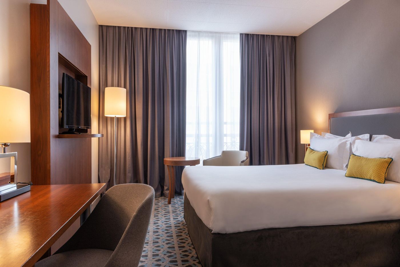 Crowne-Plaza-Paris-Republique-Room-29
