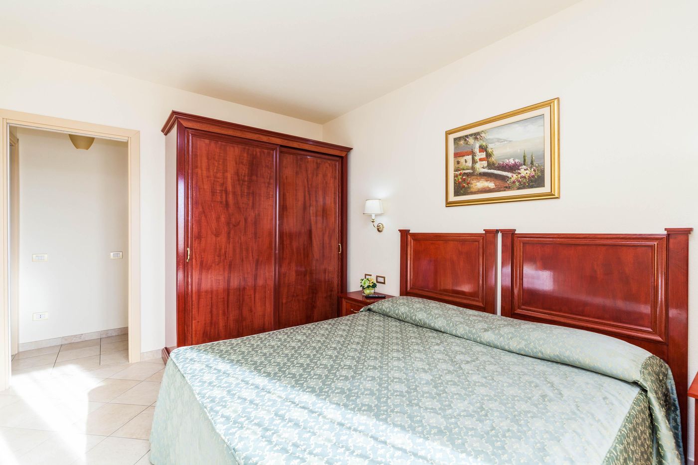 Hotel-Regina-Elena-Room-13