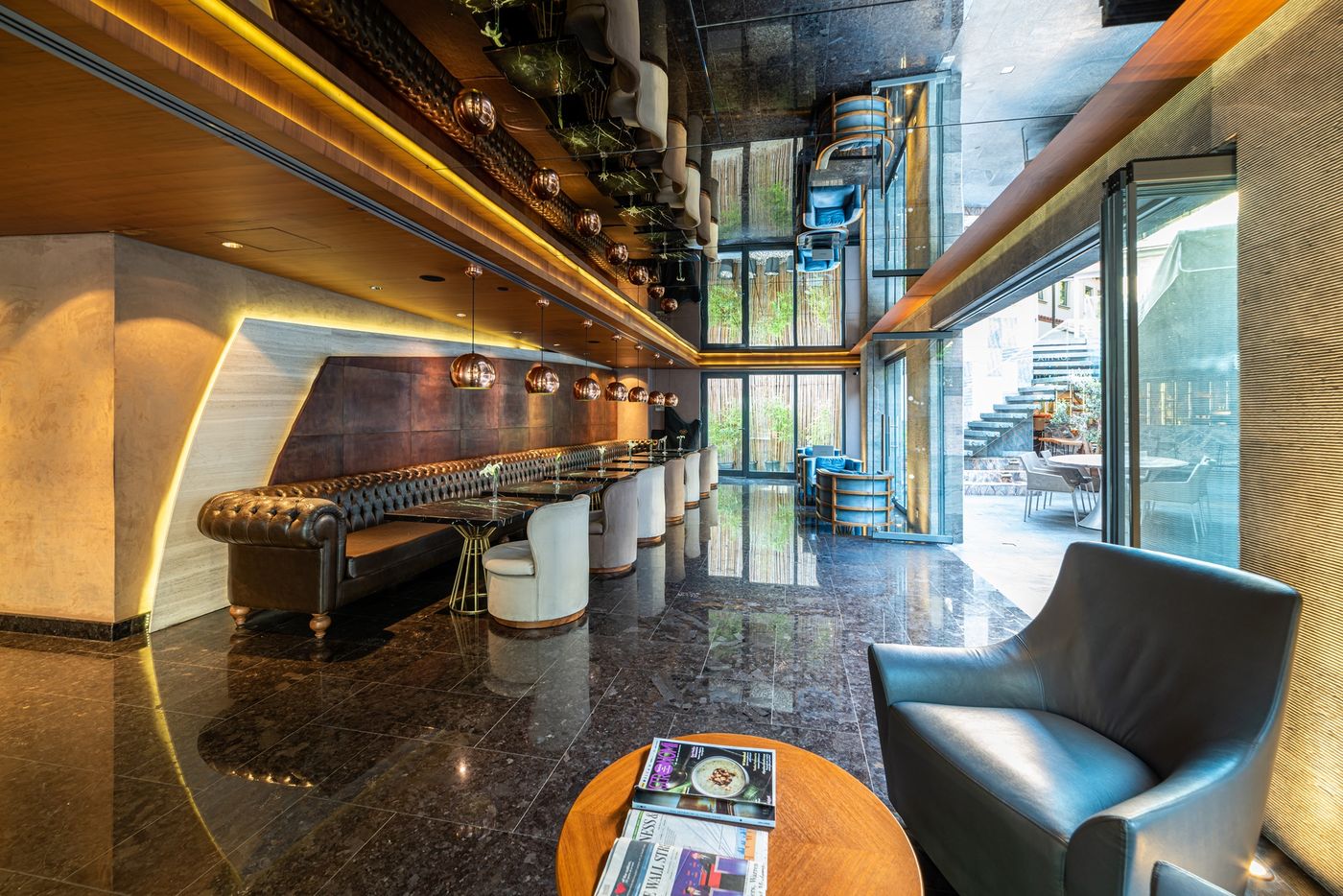 Hotel-Saint-Sophia-Lobby-3