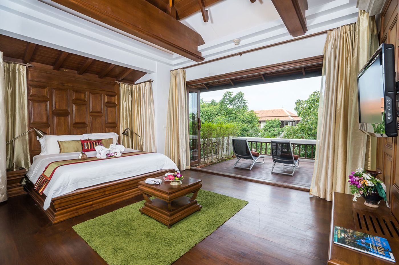 Royal-Muang-Samui-Villas-Room-25