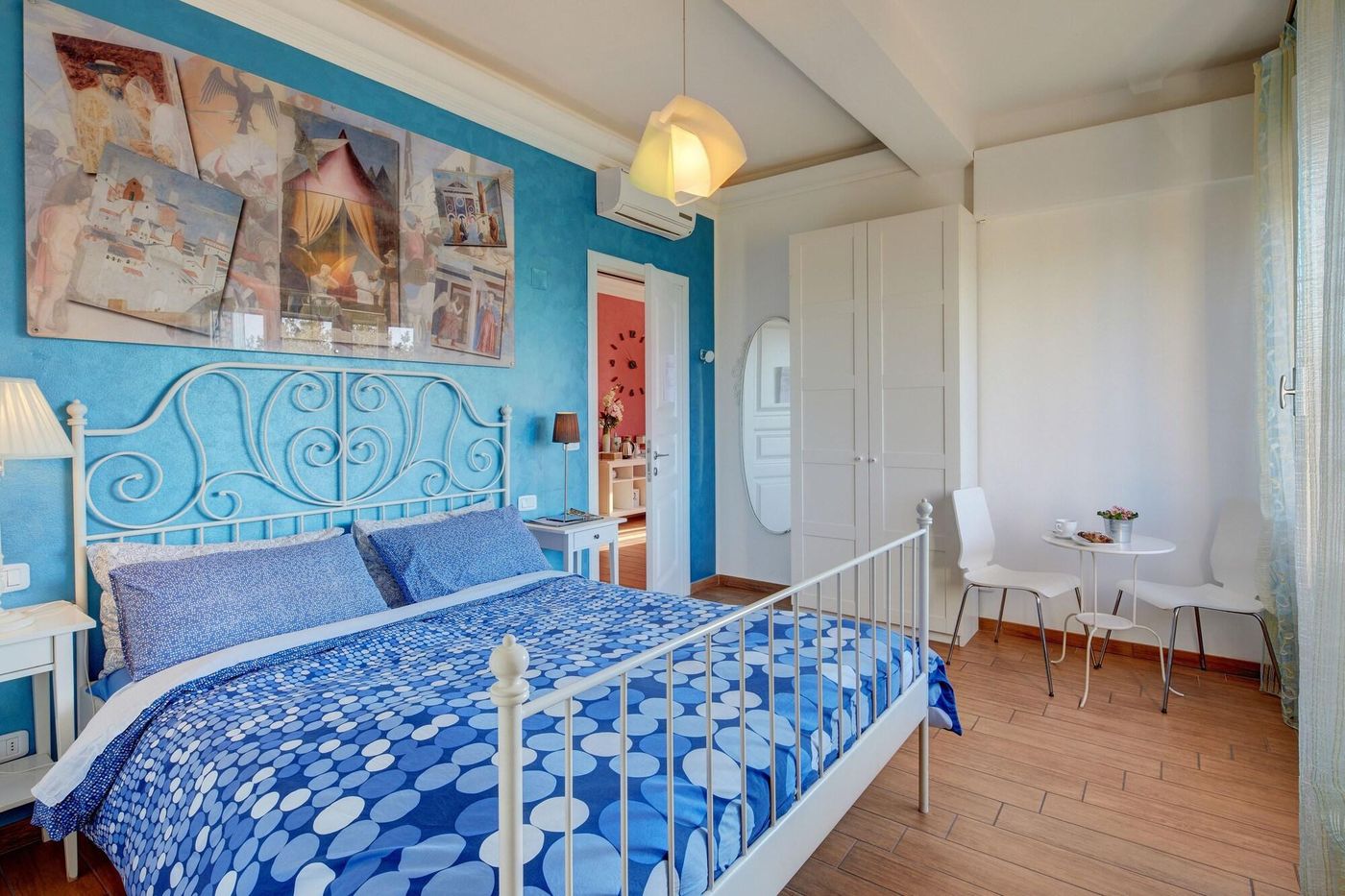 Cento-Passi-Dal-Duomo-General-view-9