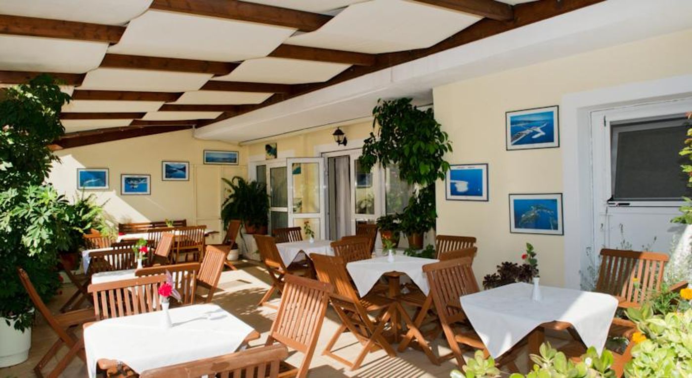 Vassiliki Bay Hotel