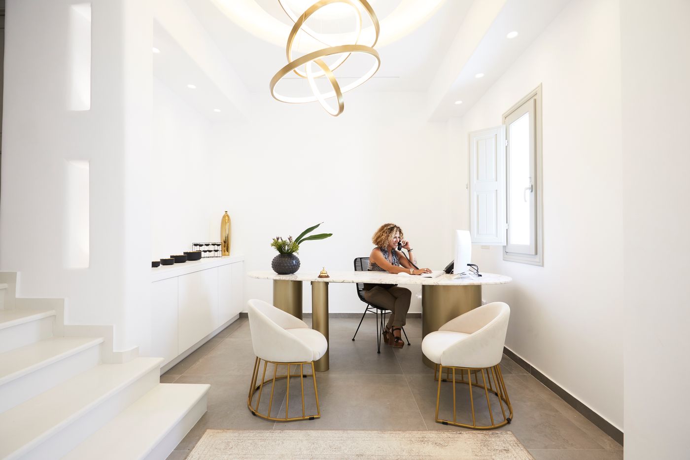 Phos-The-Boutique-Luxury-Hotel---Villas-Lobby-40