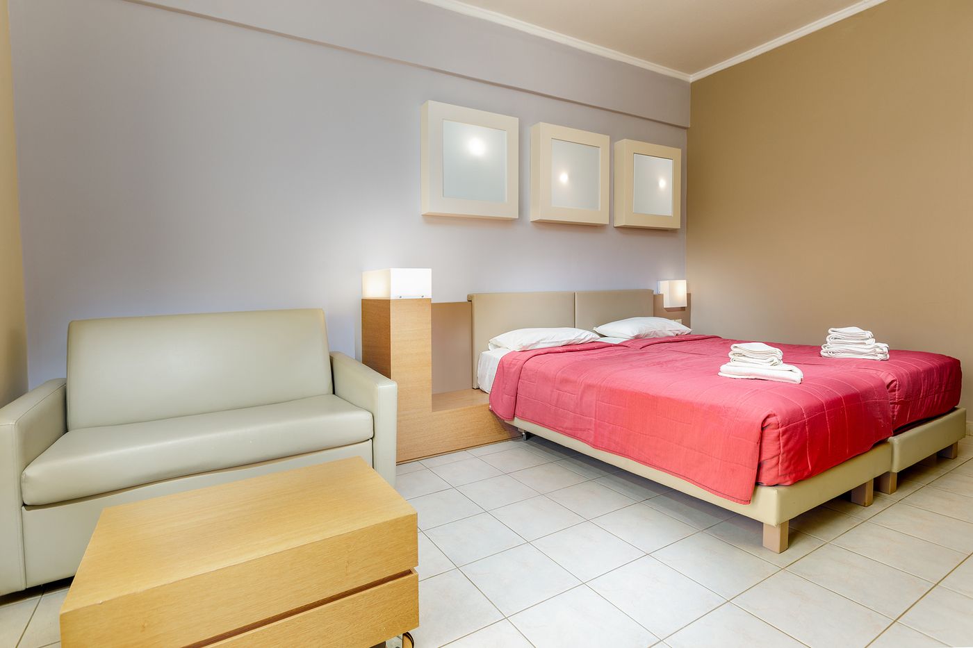 Sovereign Beach Hotel