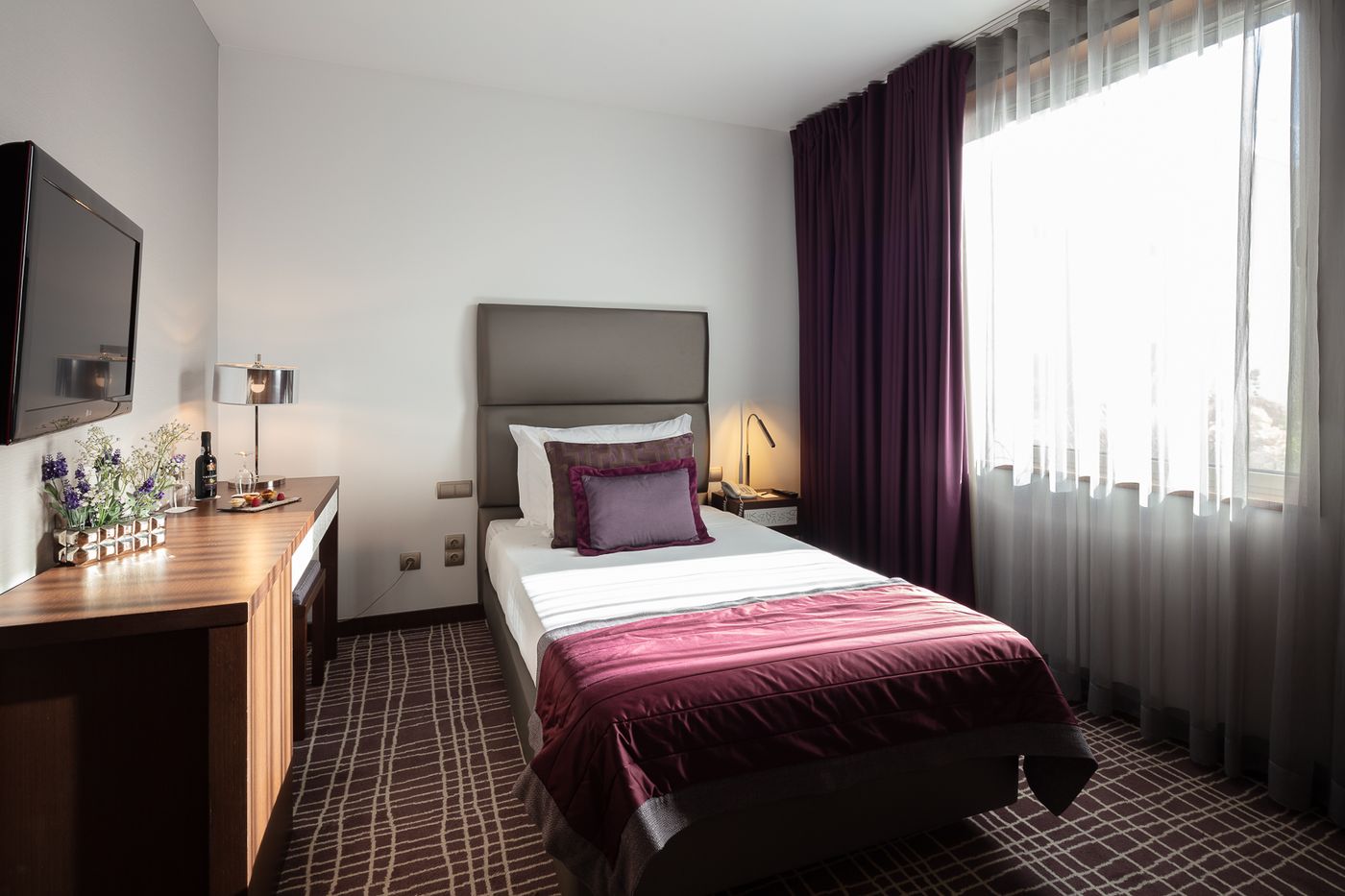 Neya-Lisboa-Hotel-Room-23