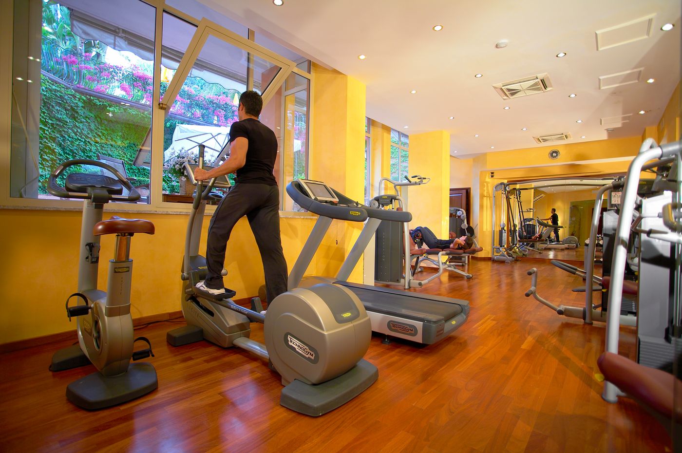 Hotel-Caparena---Wellness-Club-Sports-and-Entertainment-34