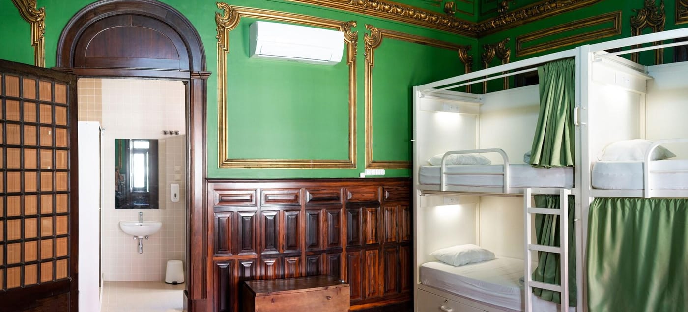 Sant-Jordi-Hostels-Lisbon-Room-6