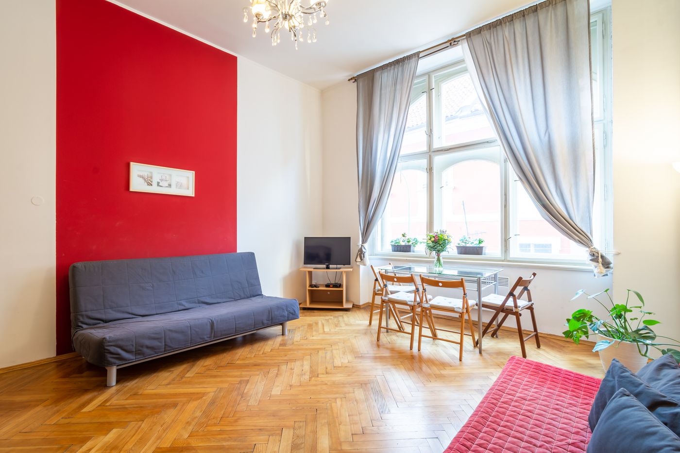 Royal-Road-Residence-Room-61