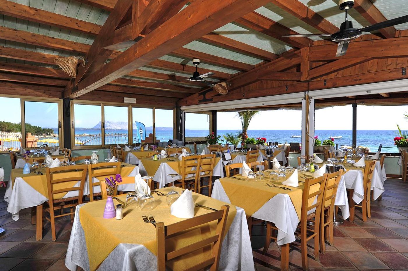 Hotel-L-Esagono-Restaurant-14