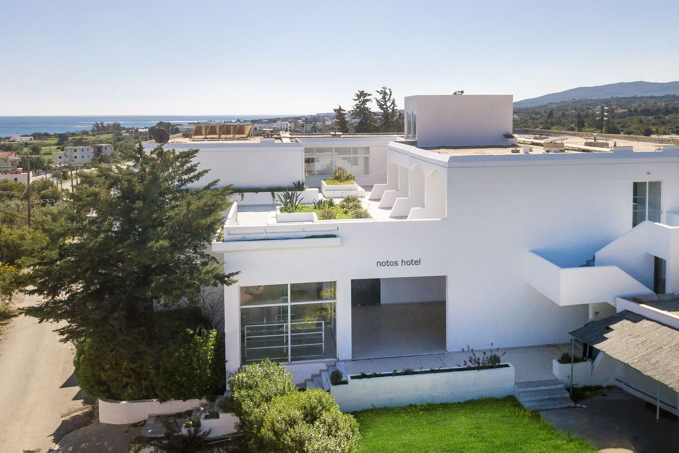 Notos Gennadi Hotel