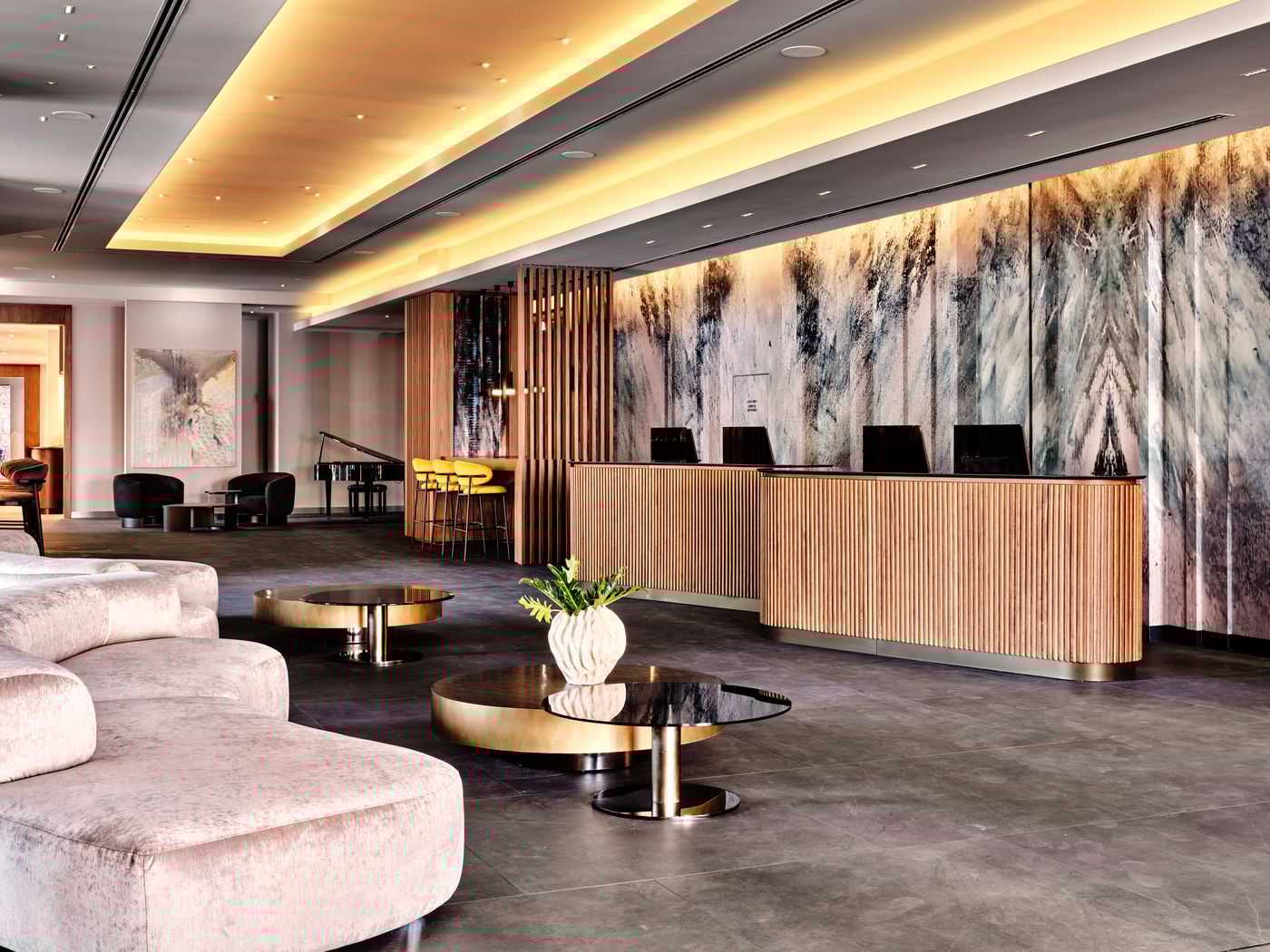 Crowne Plaza Sofia-Bulgaria-SOFIA-Lobby-3