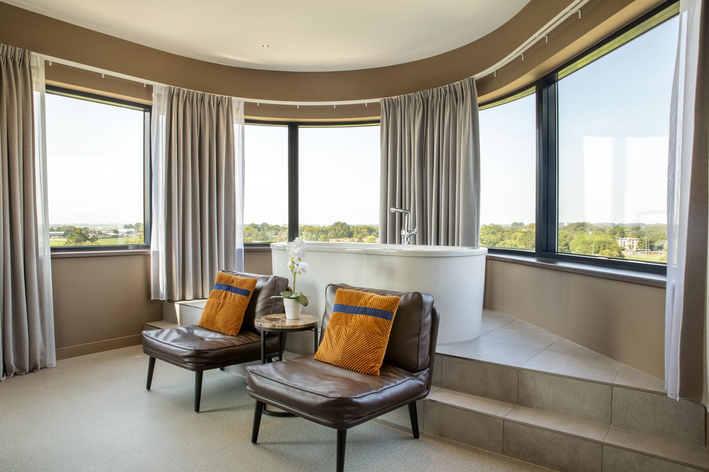 Corendon-Plaza-Amsterdam-Schiphol-Airport-Hotel-Room-11