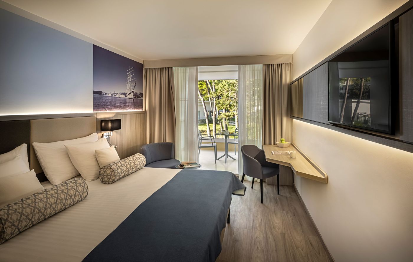 Carolina-Hotel---Residence-Room-15