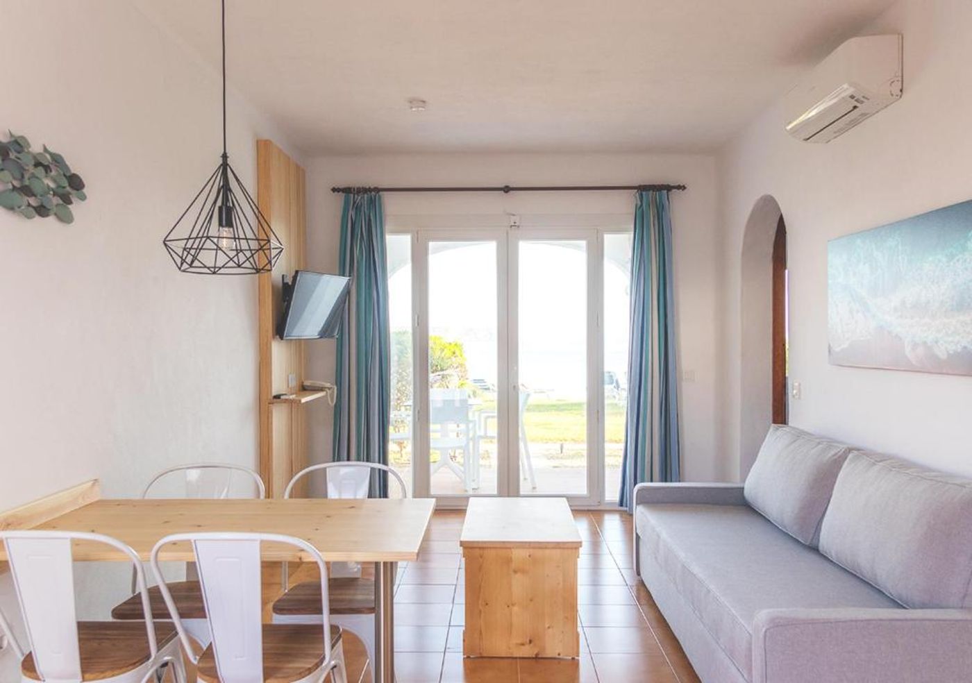 Tramontana-Park-Room-25