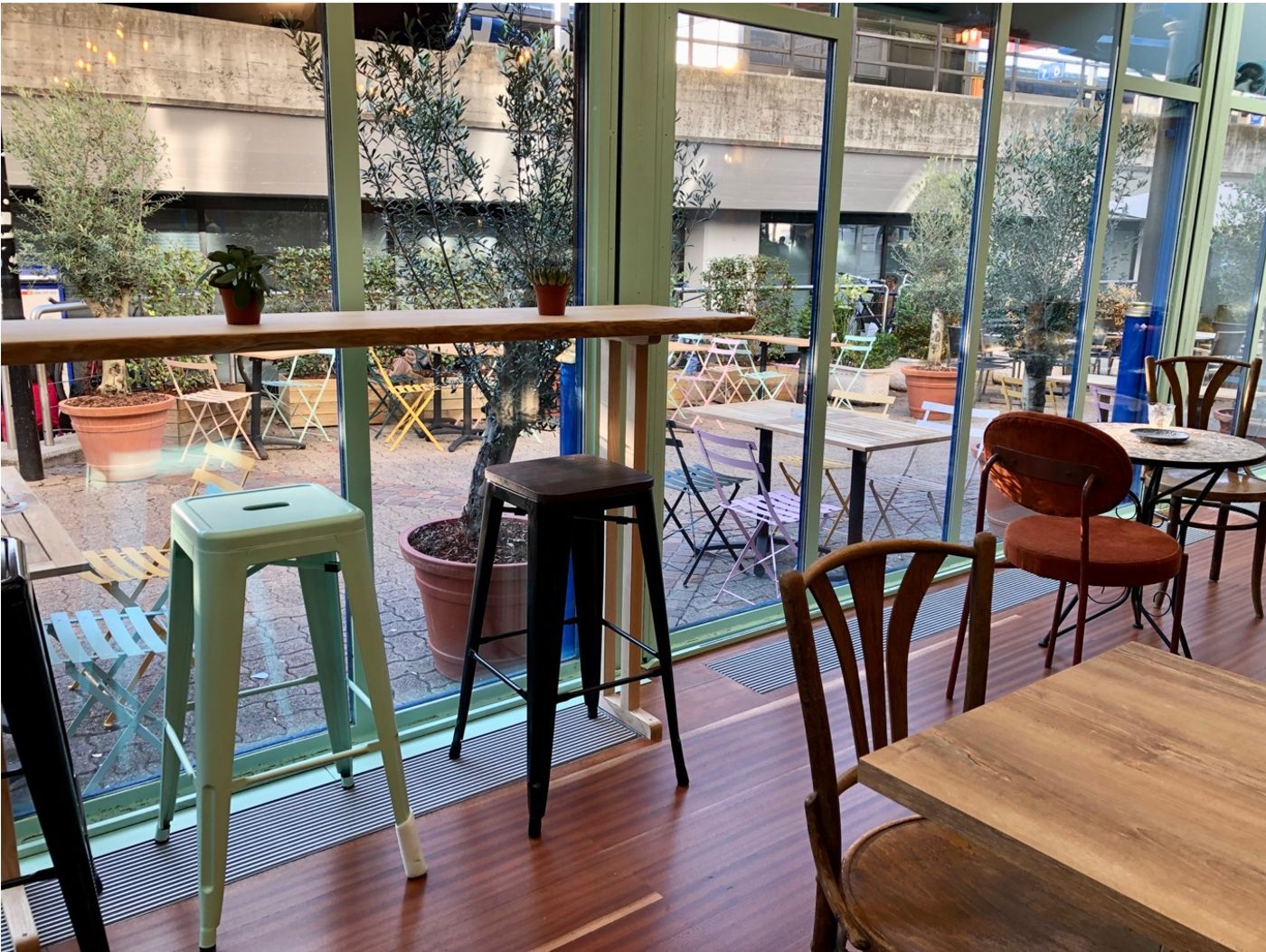 Le-Montbrillant-Restaurant-2