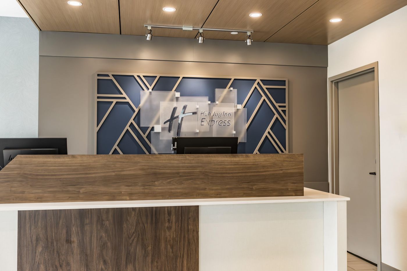 Holiday Inn Express Toronto North York-Canada-TORONTO-General view-6