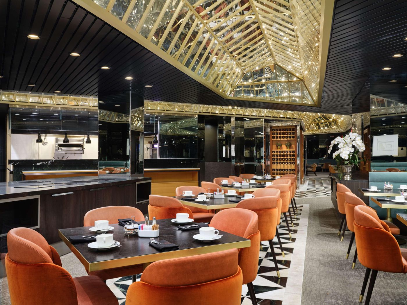 Millennium-Hilton-New-York-One-UN-Plaza-Restaurant-79