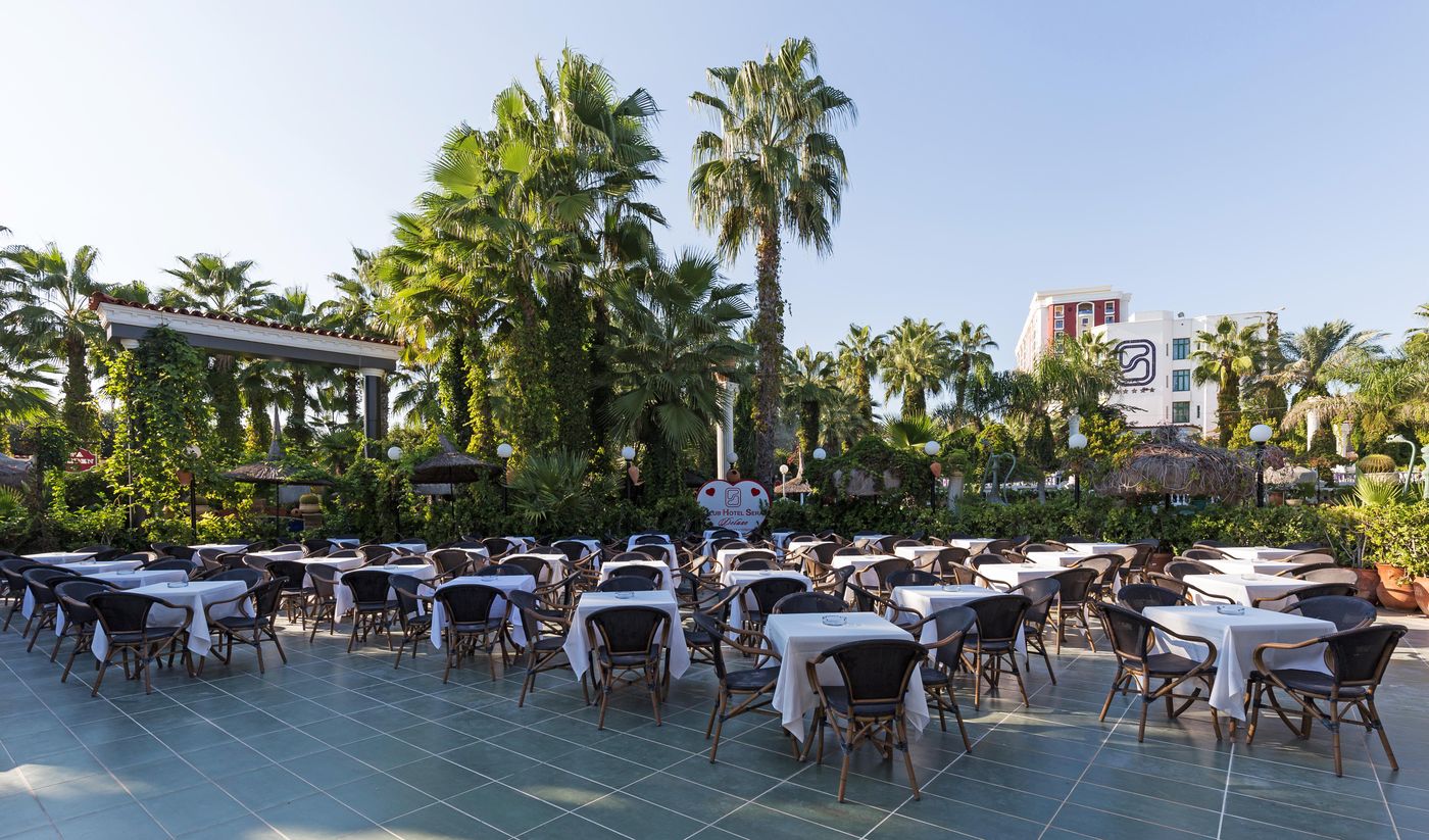 Club-Hotel-Sera-Restaurant-7