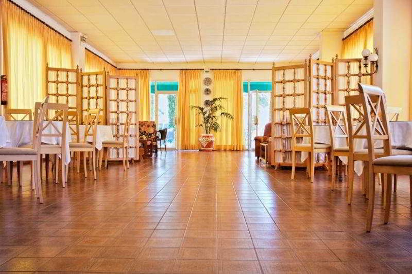 Tramontana-Restaurant-20