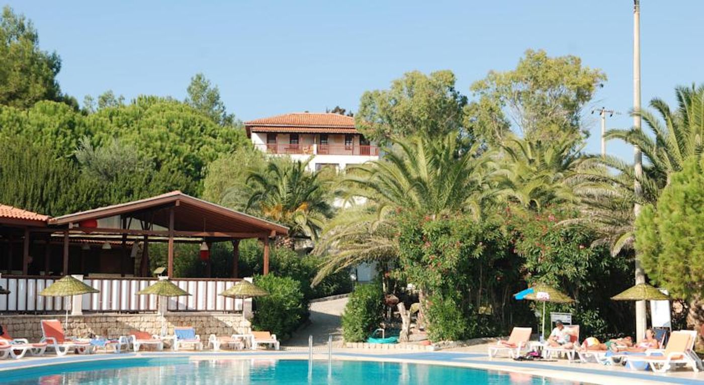 Teos Holiday Village