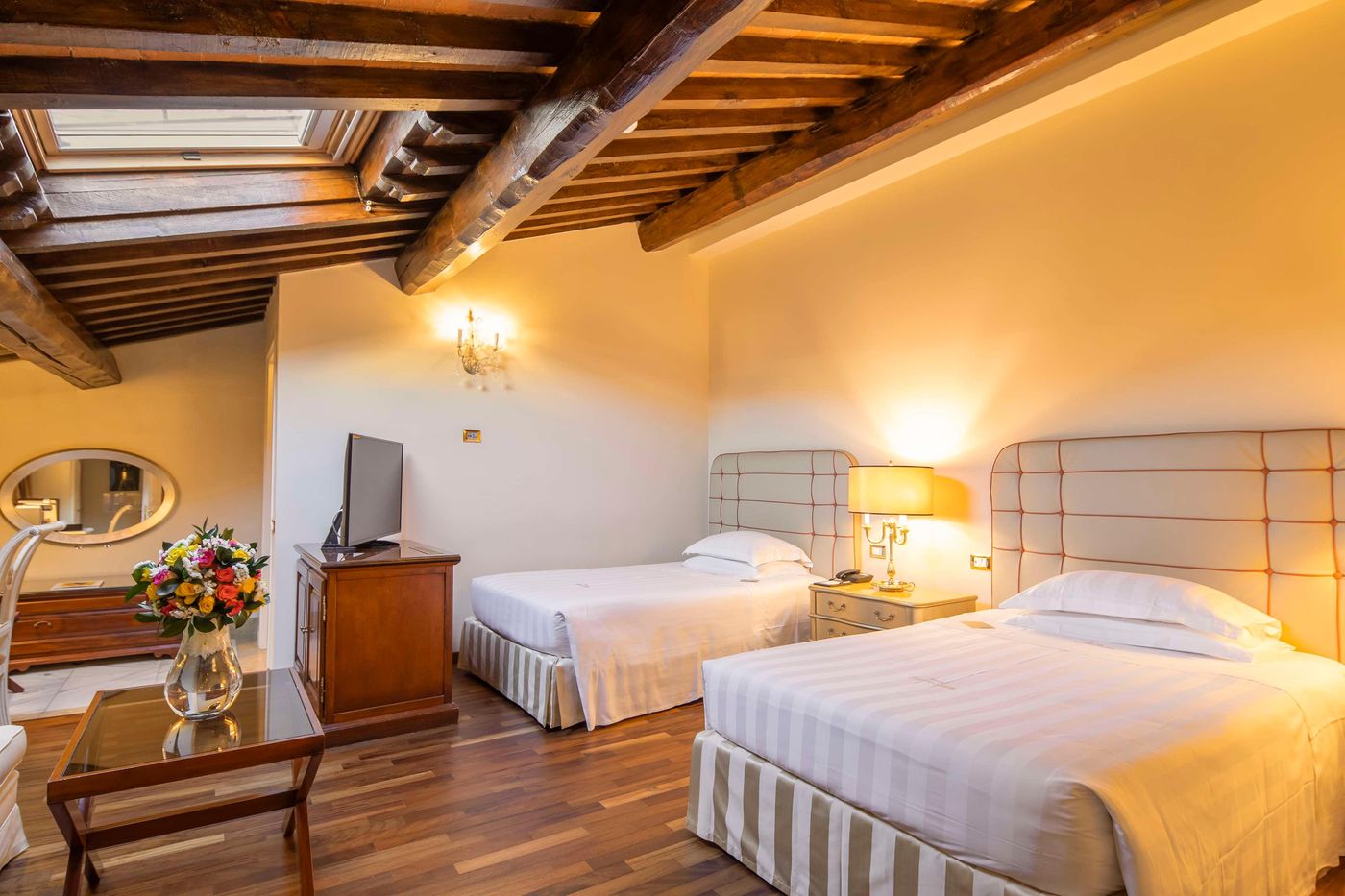 Golden-Tower-Hotel---Spa-Room-24