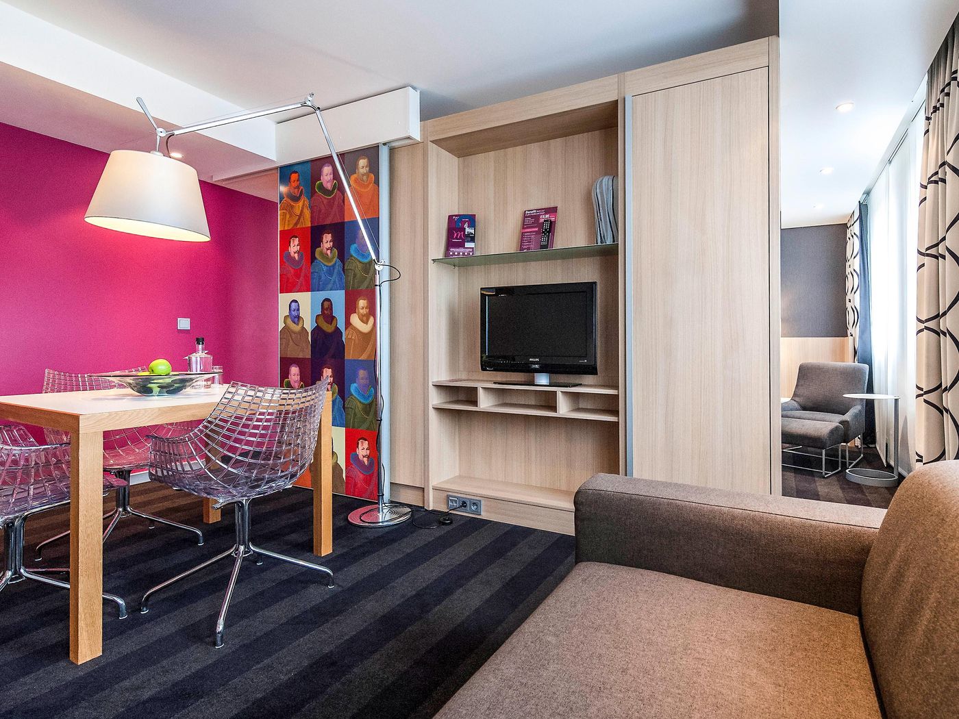 Mercure-Amsterdam-City-Hotel-Room-7