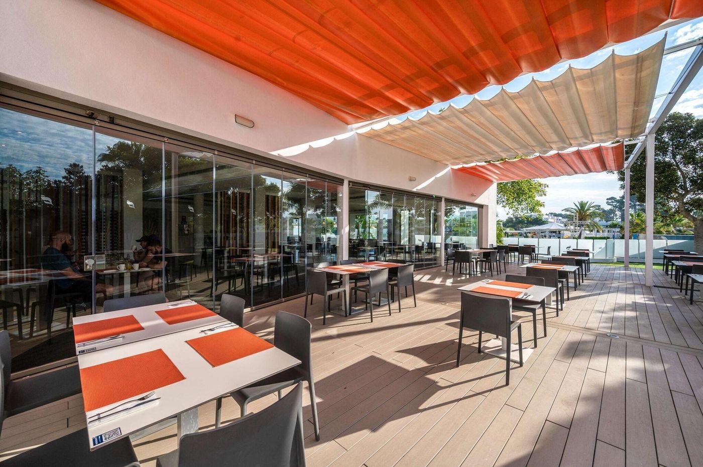 THB-Ocean-Beach-Terrace-17