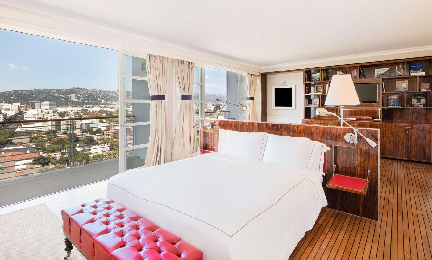 Cameo-Beverly-Hills-Room-24