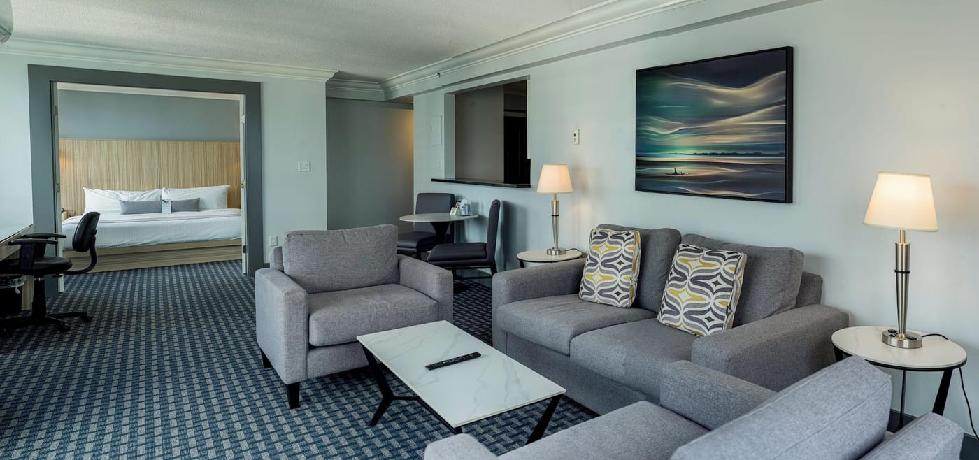 Century-Plaza-Hotel---Spa-Vancouver-Room-25