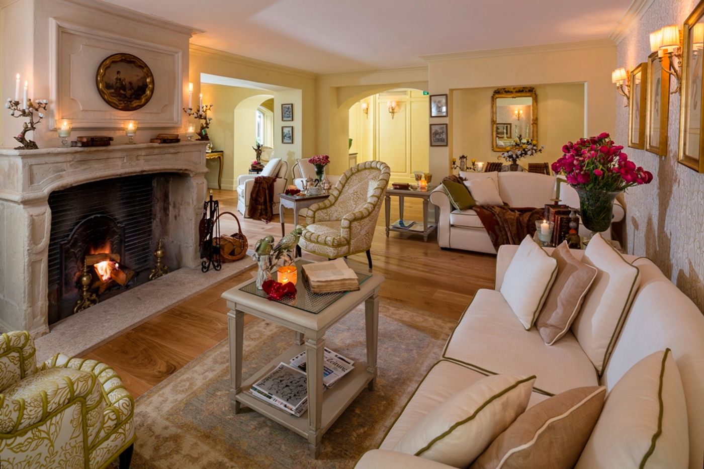 Le-Saint-Paul-Lobby-42