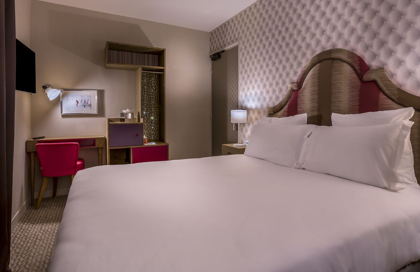 La Parizienne - France - PARIS - Room - 6