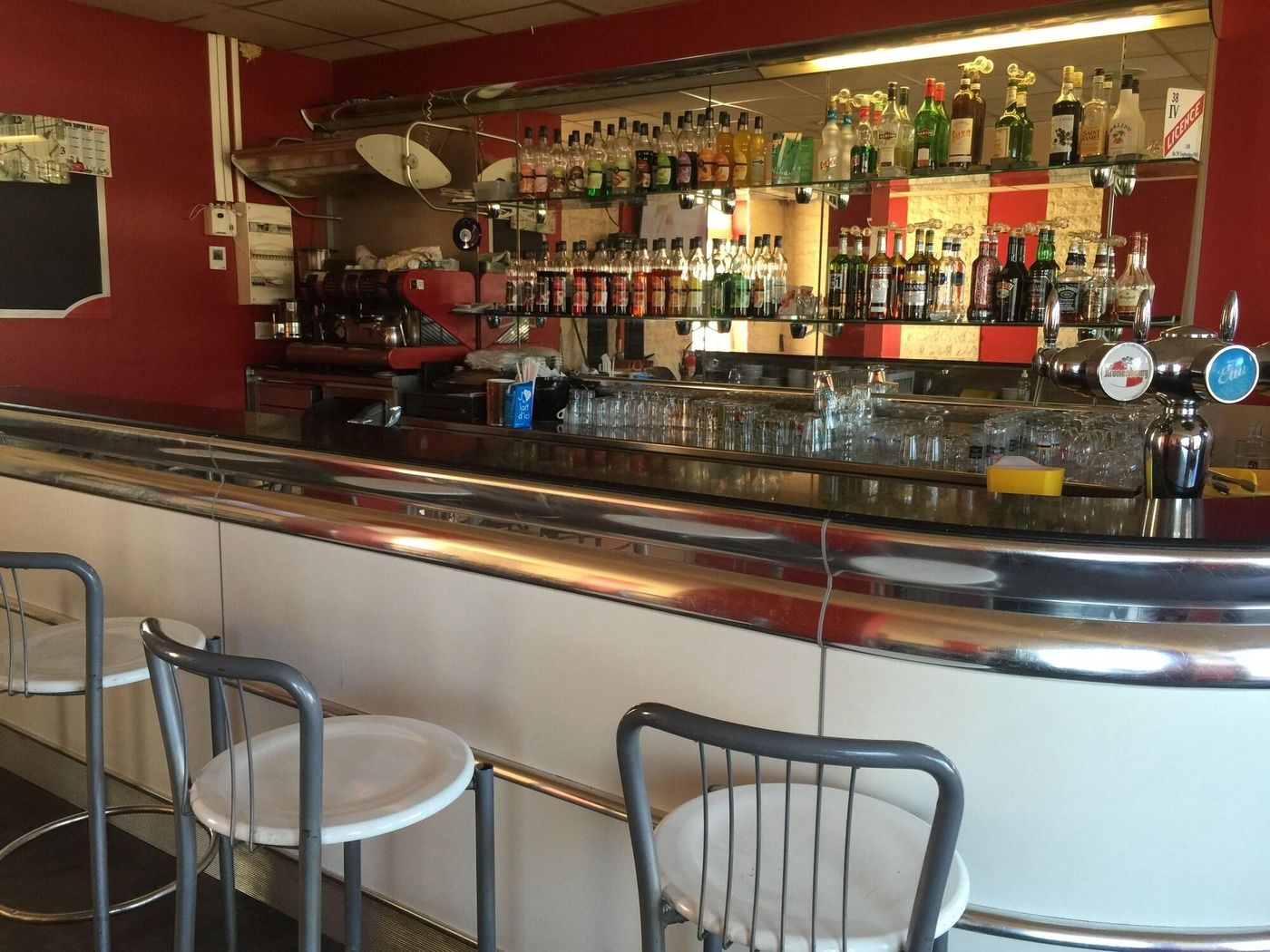 Le Logis Dauphinois - France - ROUSSILLON-EN-ISERE - Bar - 2