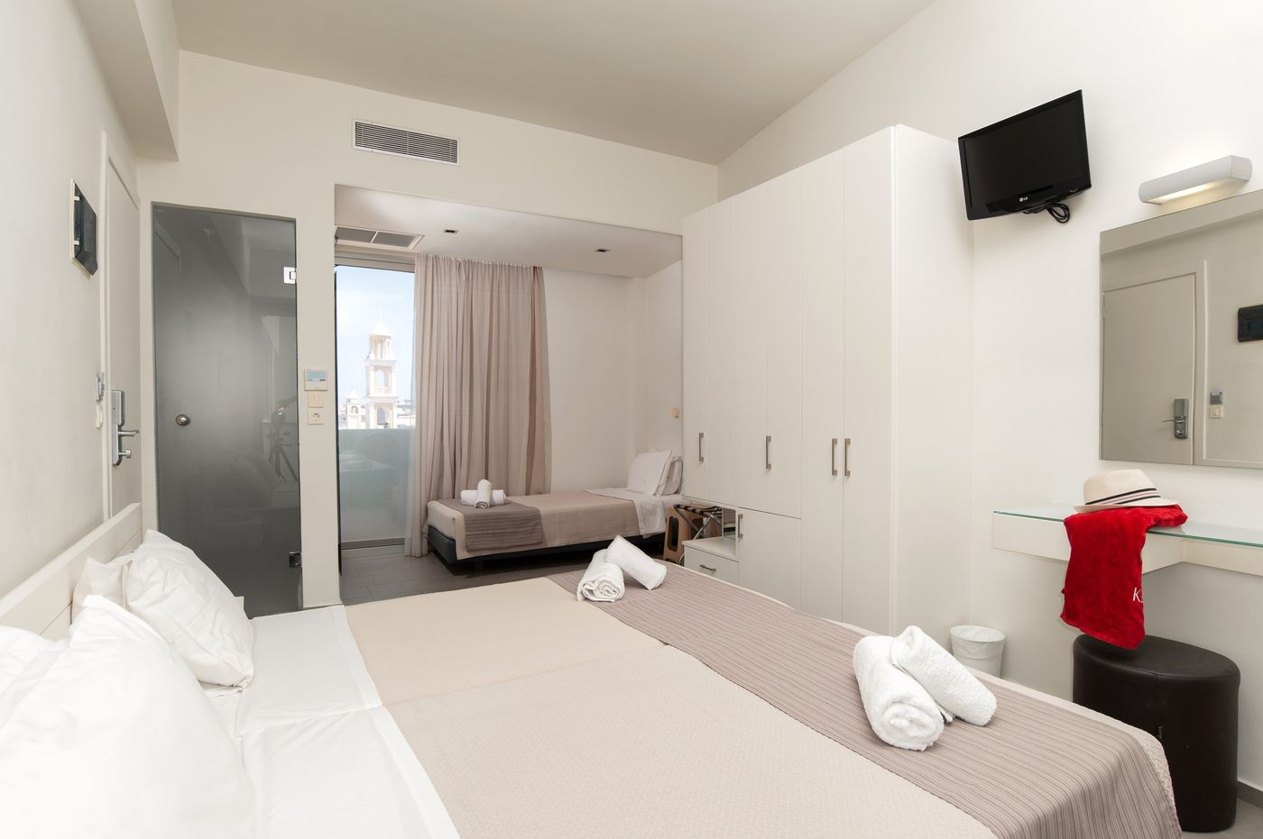 Atlantis-City-Hotel-Room-8