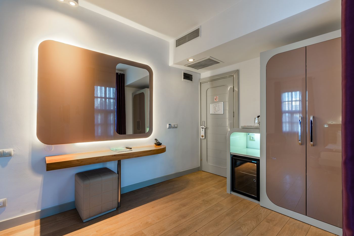 Puding-Hotel-Room-41