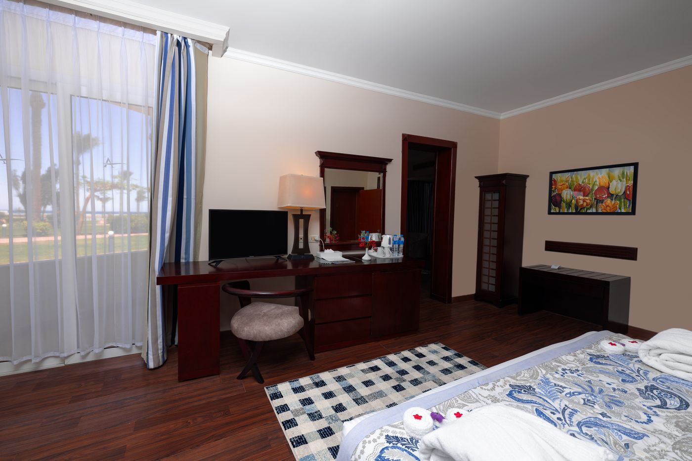 New - Amwaj Oyoun Hotel and Resort