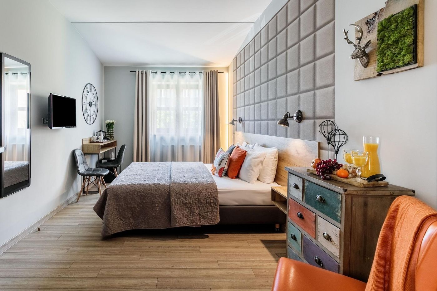 Art---Garden-Residence-Room-20