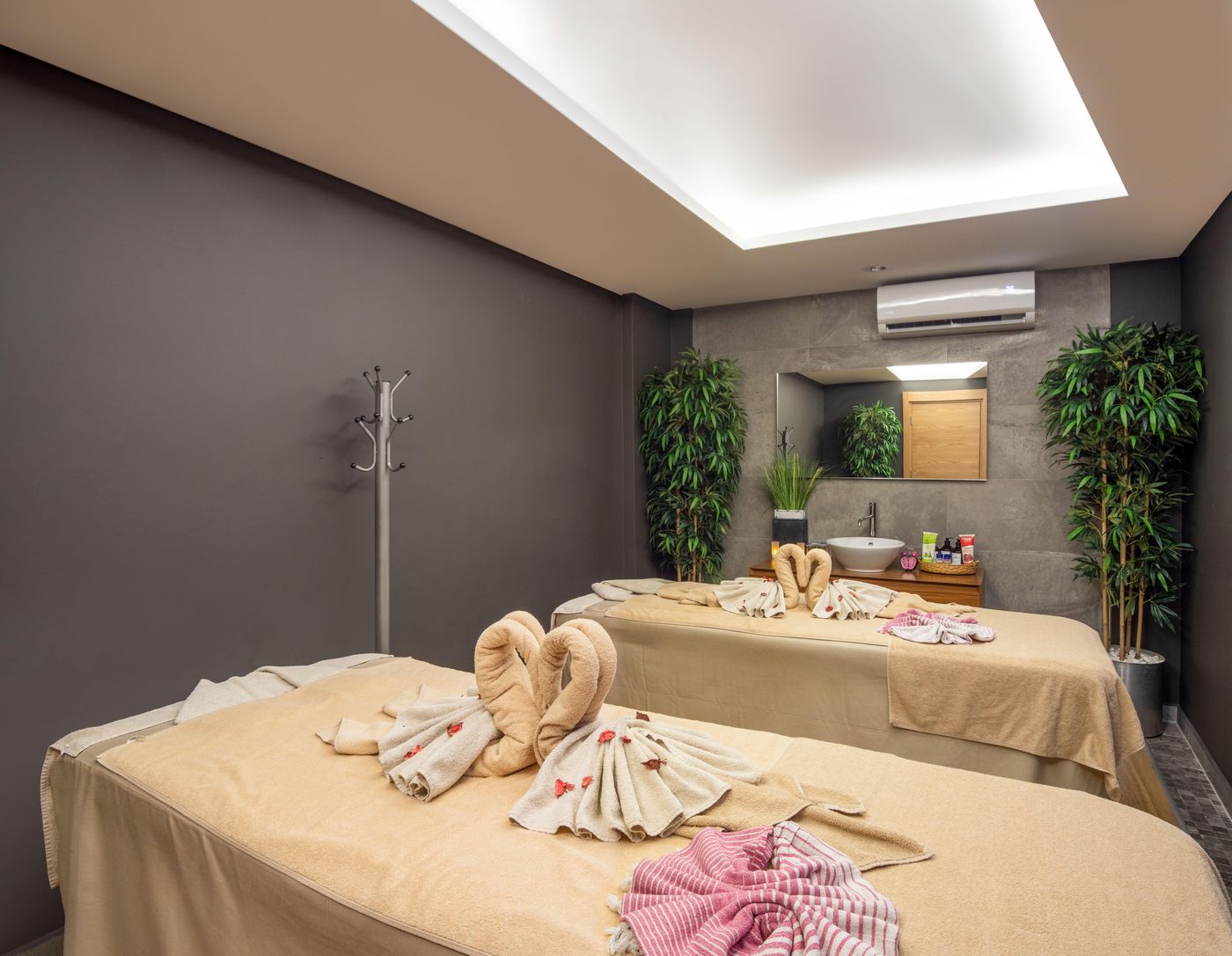 Holiday-Inn-Istanbul-Kadikoy-Sports-and-Entertainment-51