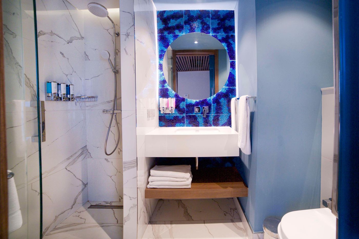 Hampton-by-Hilton-Istanbul-Old-City-Room-46