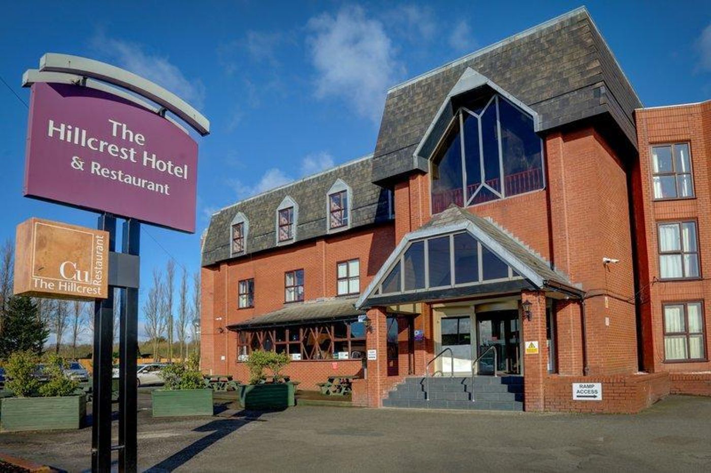 The Hillcrest Hotel-United Kingdom-Widnes-General view-1