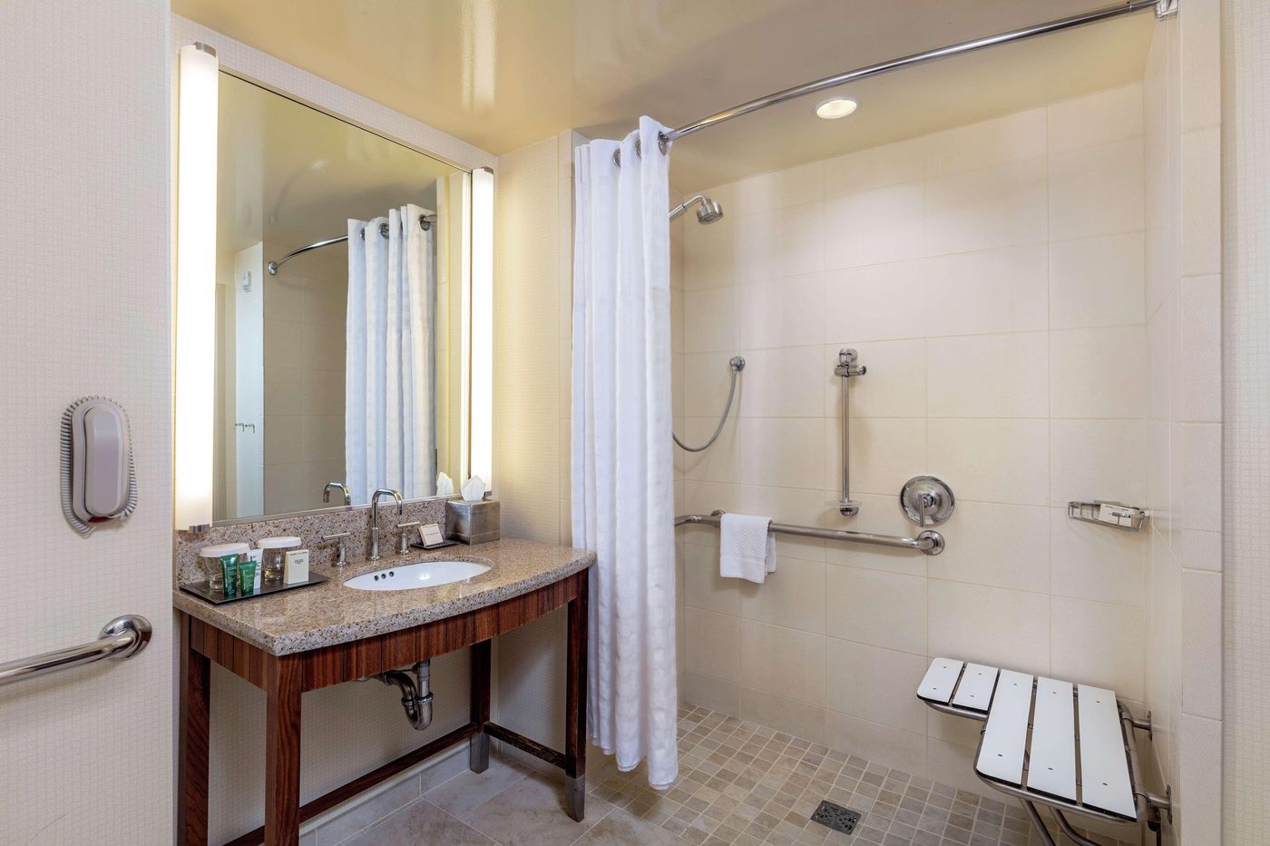 Hilton San Diego Bayfront - United States - San Diego - Room - 7