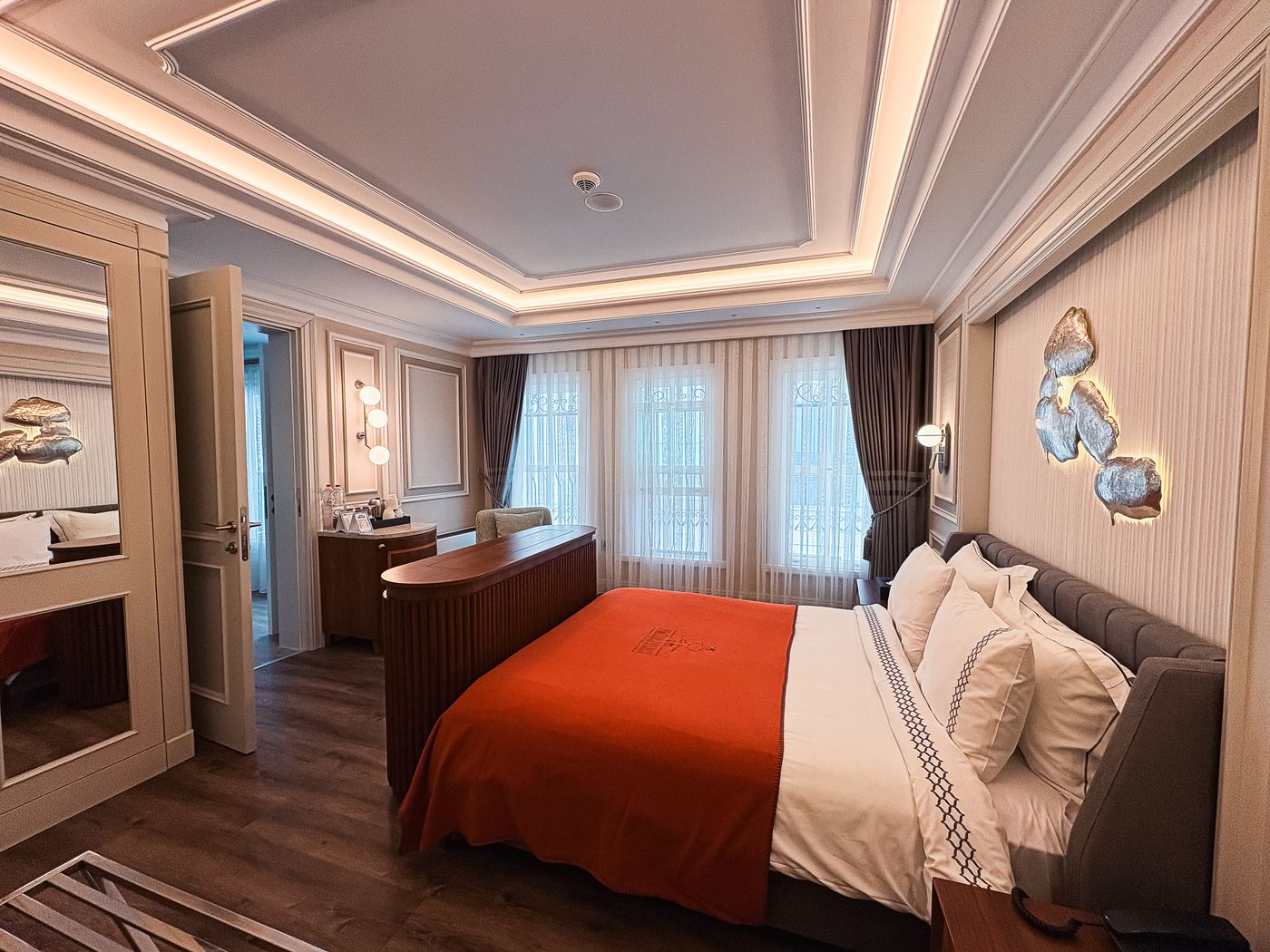 Amiral-Palace-Room-48