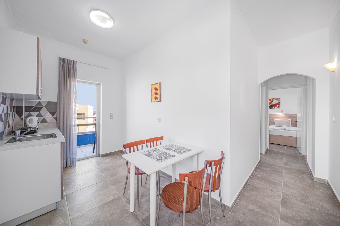 Happy-Days-Studios-Room-36