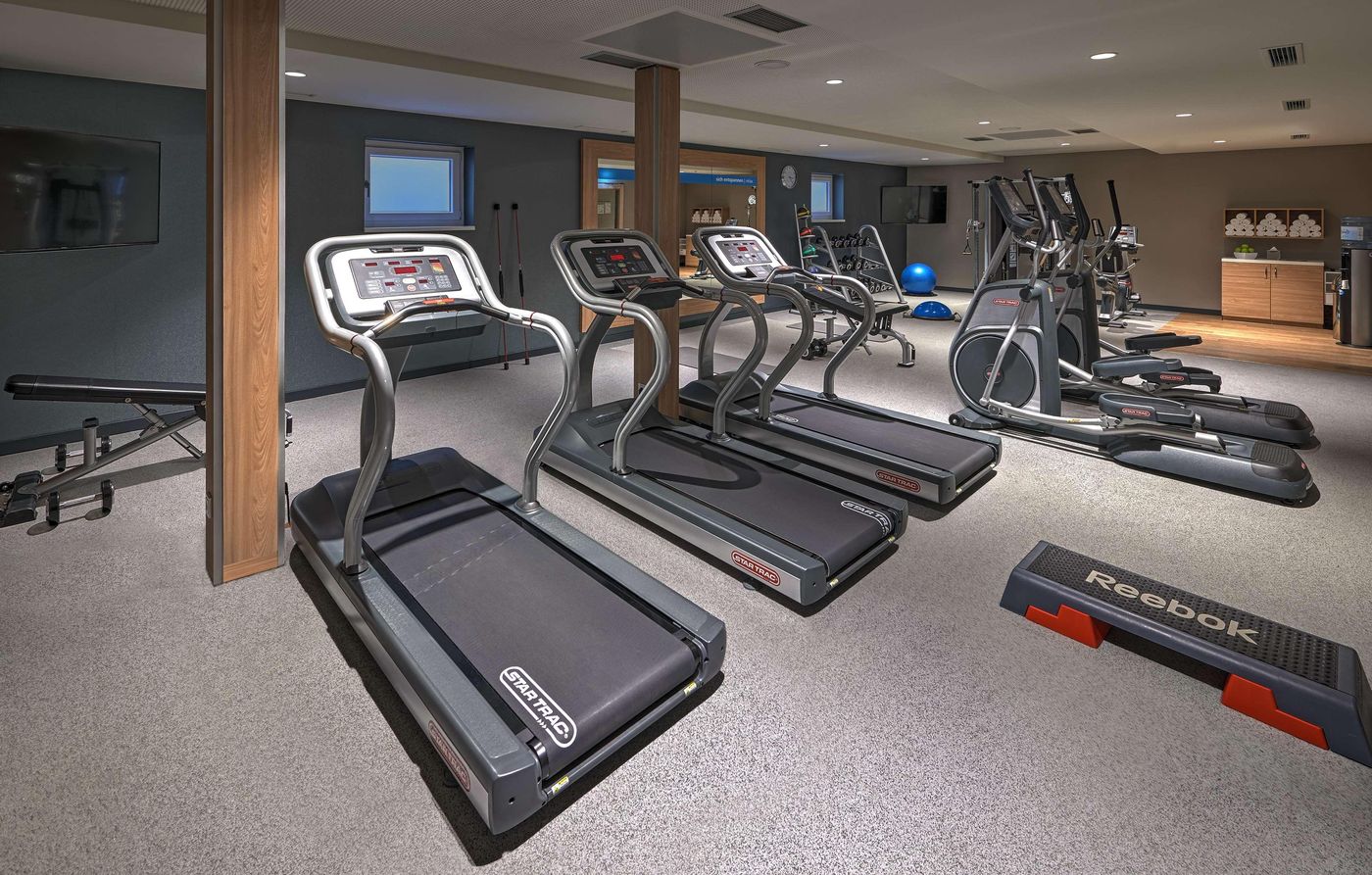 Hampton Inn Berlin City Centre Alexanderplatz - Germany - BERLIN - Sports and Entertainment - 7