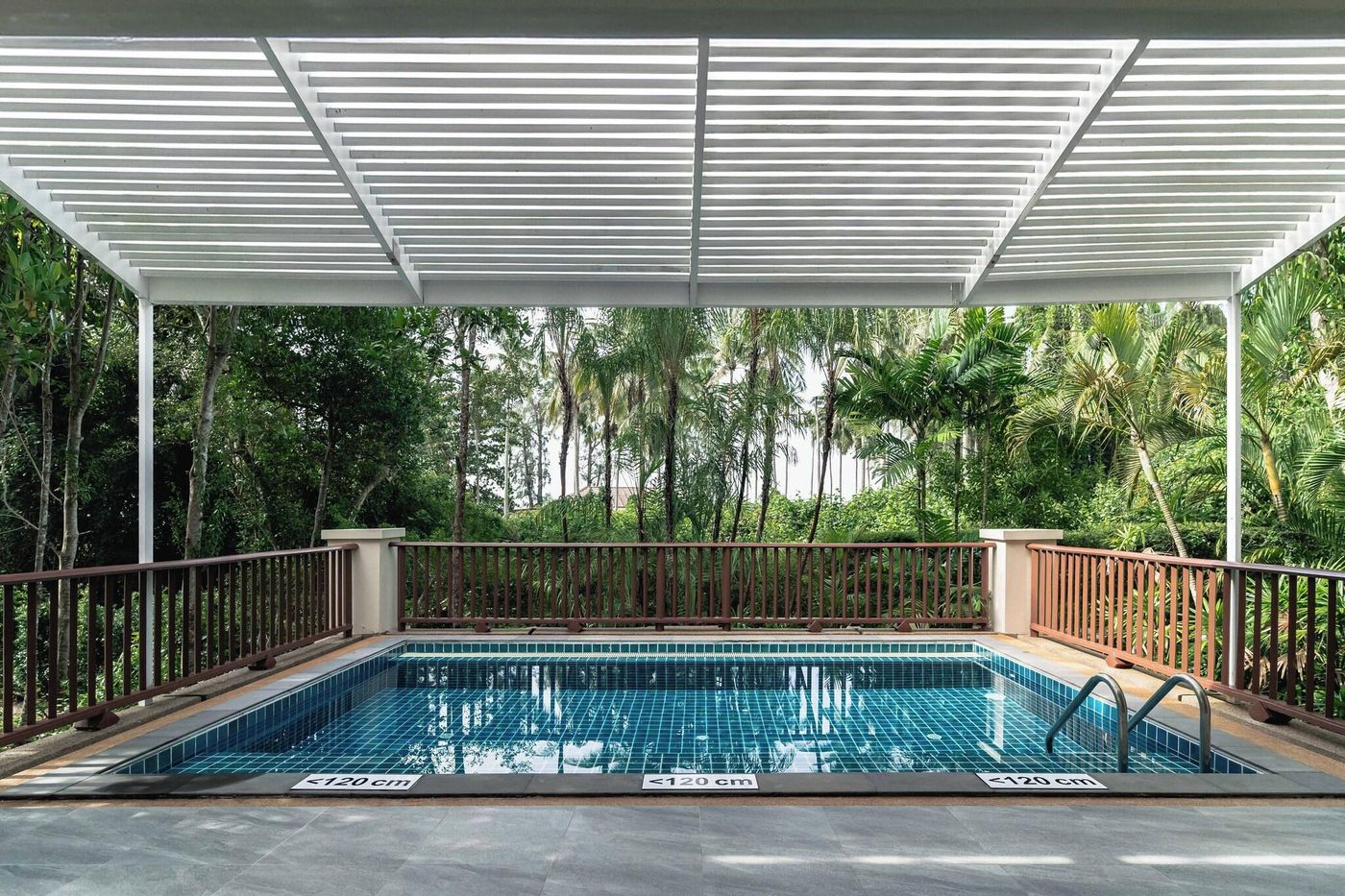 Dusit-Thani-Krabi-Beach-Resort-Room-9