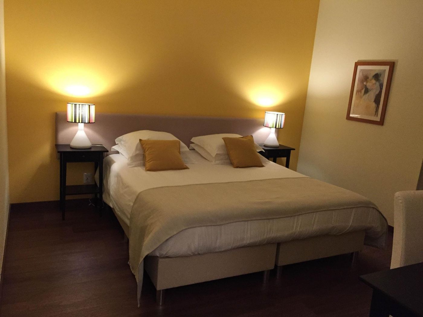 Casa-Do-Alfaro-Room-16