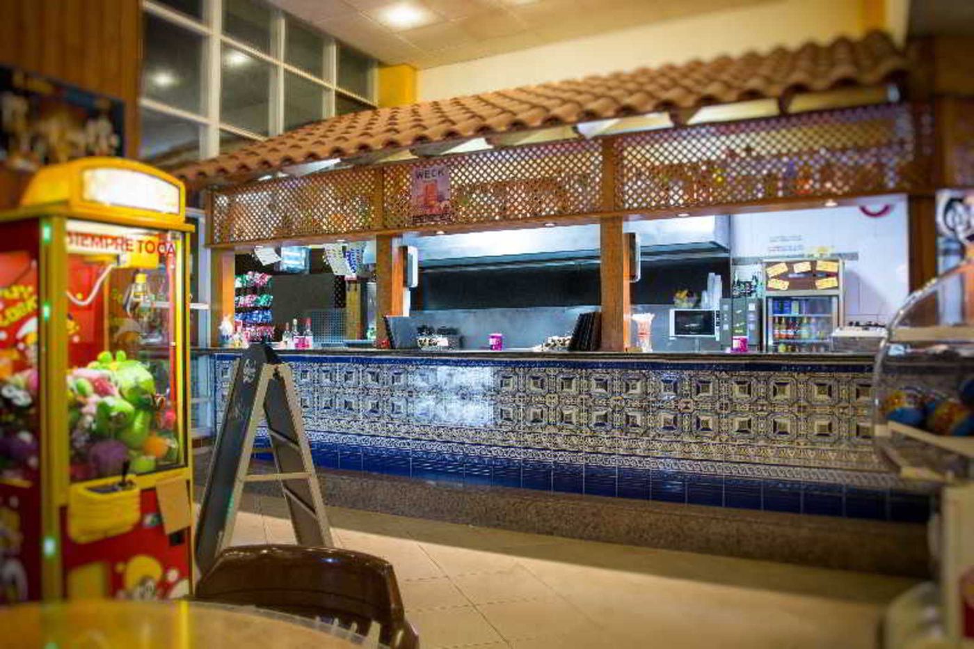 Oro-Blanco-Apartments-Bar-36