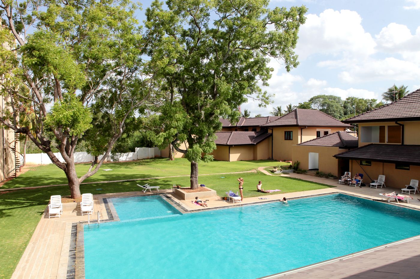 Rajarata-Hotel-Anuradhapura-Pool-1